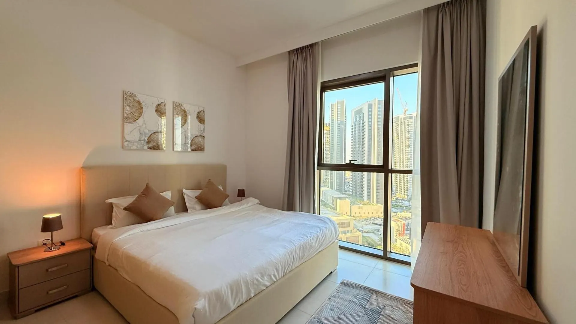 Apartment Premium 2 Bedroom Creek Horizon Dubai
