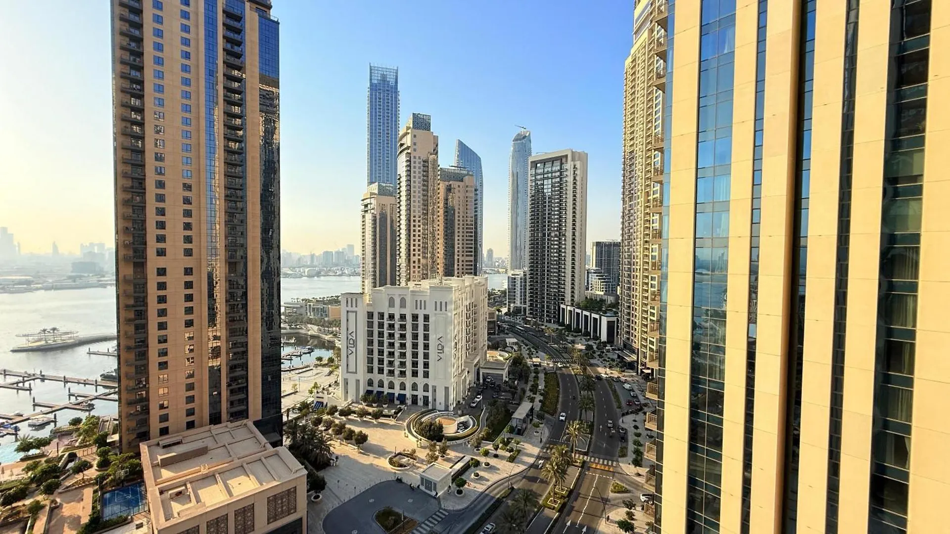 Apartment Premium 2 Bedroom Creek Horizon Dubai