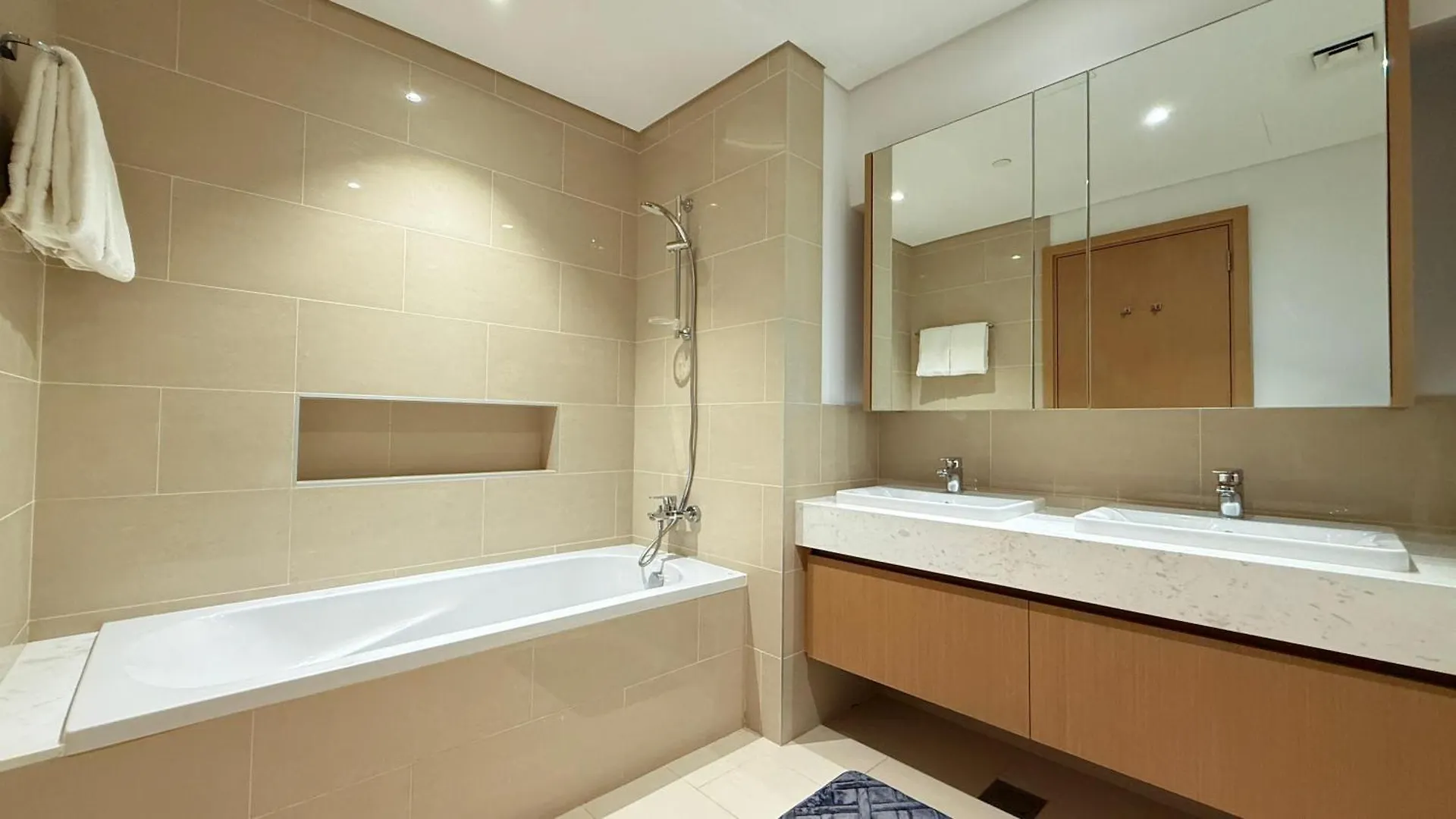Premium 2 Bedroom Creek Horizon Dubaj 0*,  Spojené arabské emiráty